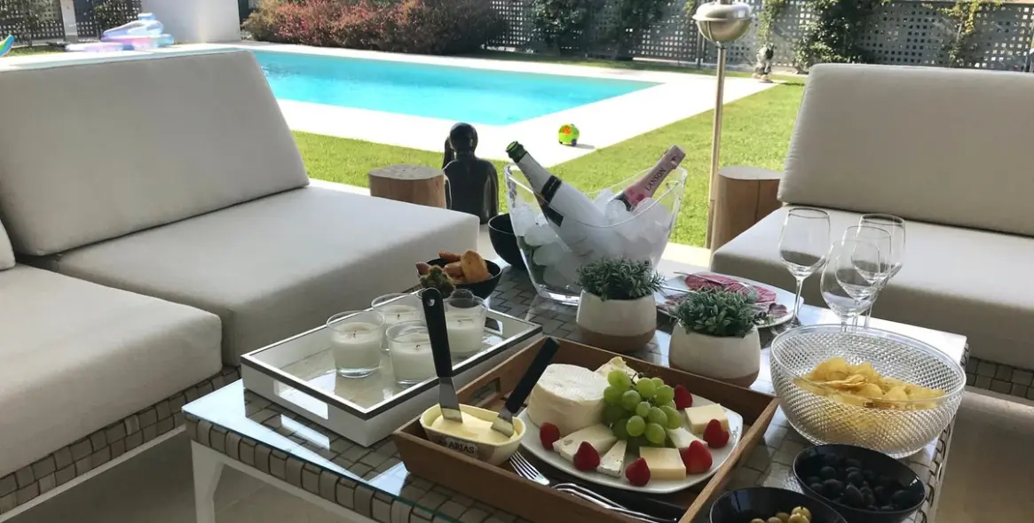 Продажа  отдельно стоящей виллы в Río Real 12