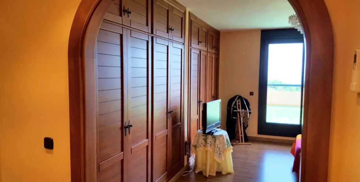 Venta de villa independiente en Estepona 6