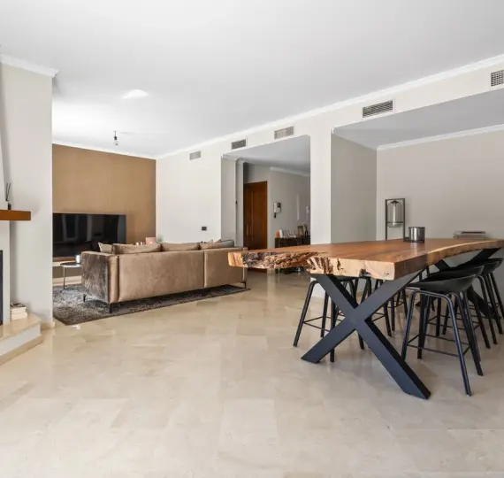 Villa independiente R5153674