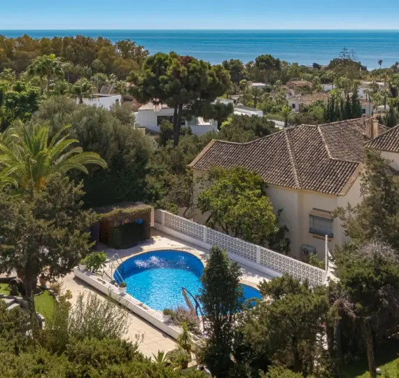 Продажа  отдельно стоящей виллы в Marbesa