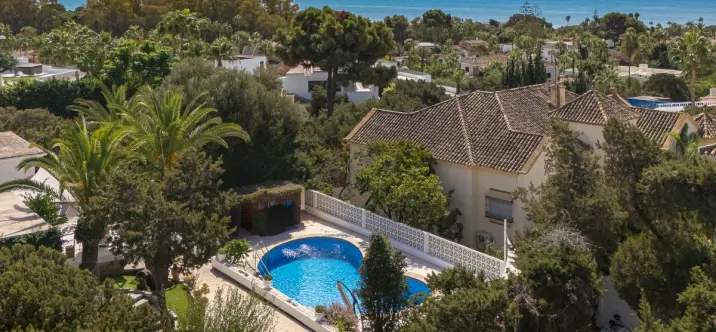 Продажа  отдельно стоящей виллы в Marbesa 2