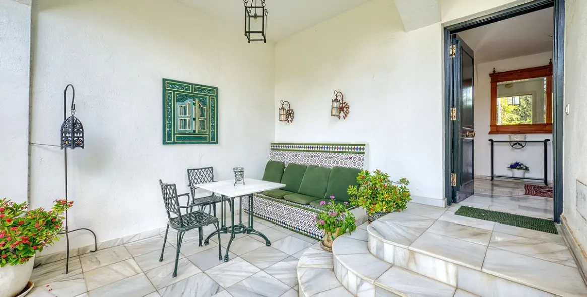 Venta de villa independiente en Nueva Andalucía 6