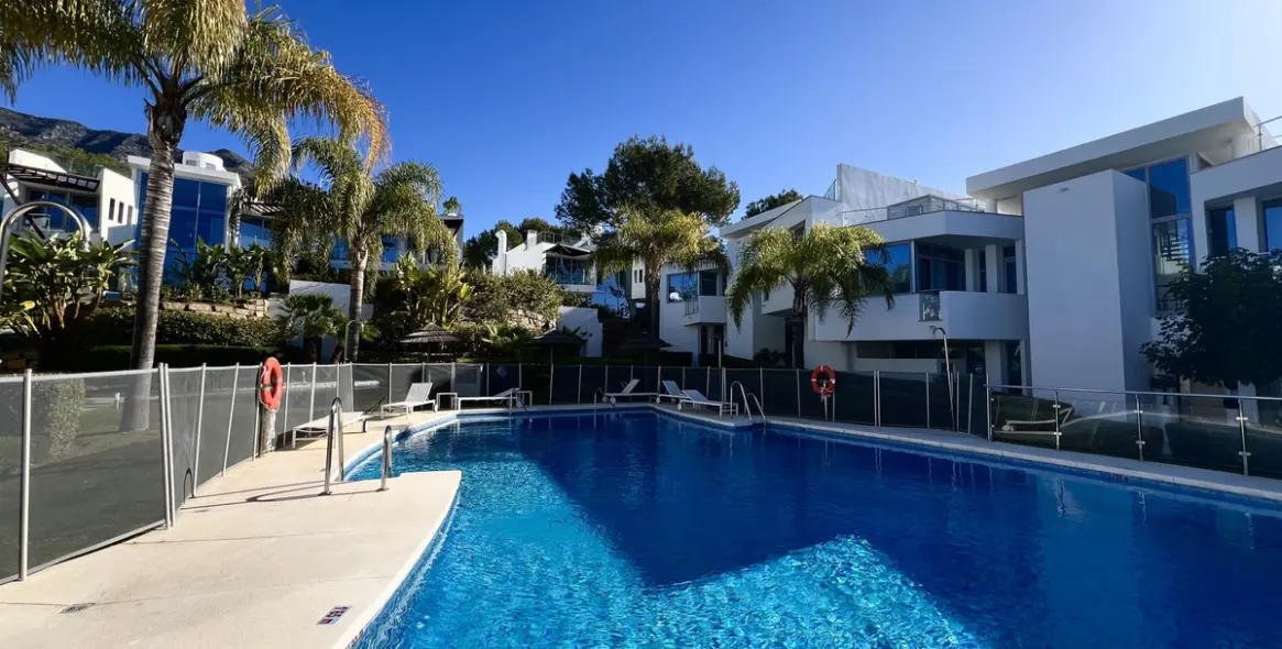 Sale of semi-detached house in Marbella (district The Golden Mile) 4