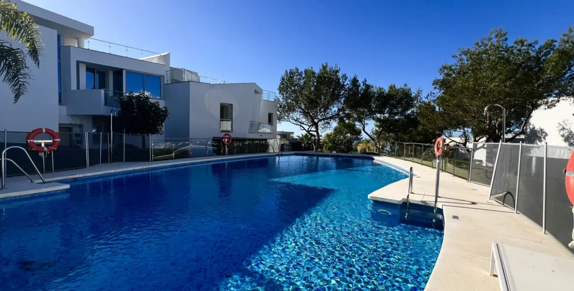 Sale of semi-detached house in Marbella (district The Golden Mile) 6