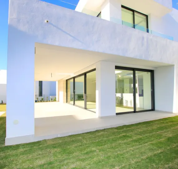 Villa independiente R4568716