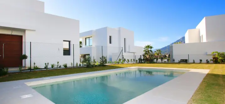 Villa independiente R4568716 4