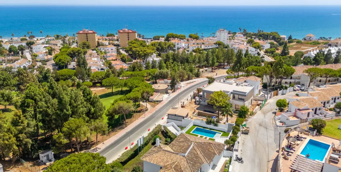Продажа  отдельно стоящей виллы в La Cala de Mijas 16