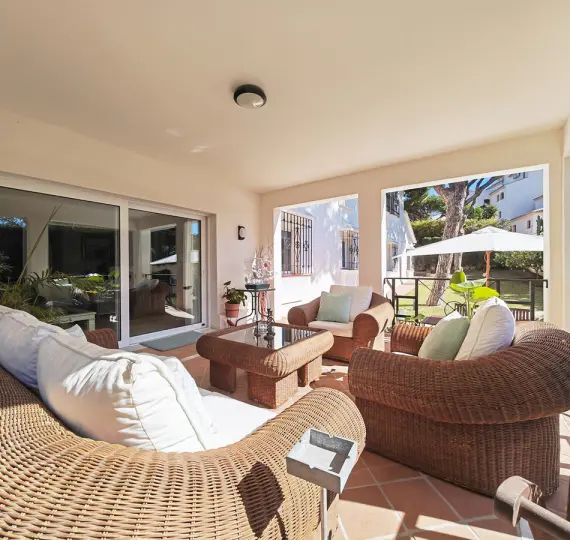 Продажа  отдельно стоящей виллы в Marbesa