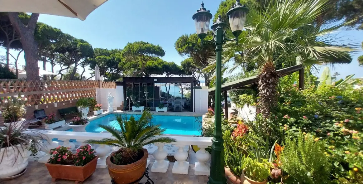 Продажа дома на две семьи в Puerto de Cabopino 14