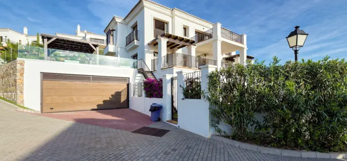 Oтдельно стоящая вилла R5215807 0