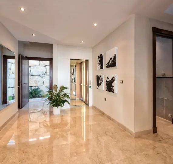 Oтдельно стоящая вилла R5215807