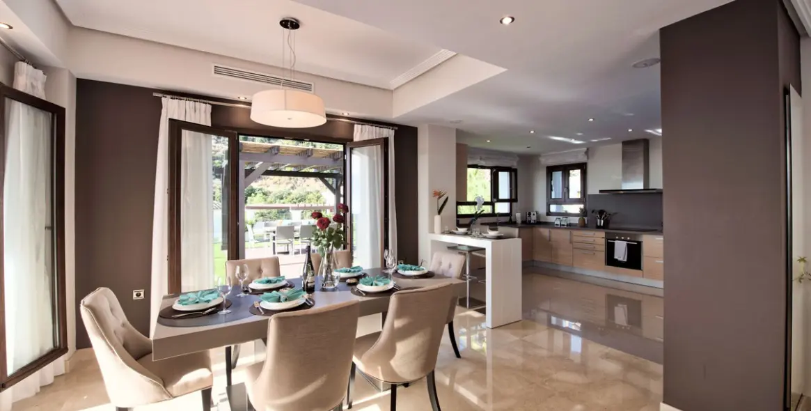 Продажа  отдельно стоящей виллы в Benahavís (район Benahavís) 8