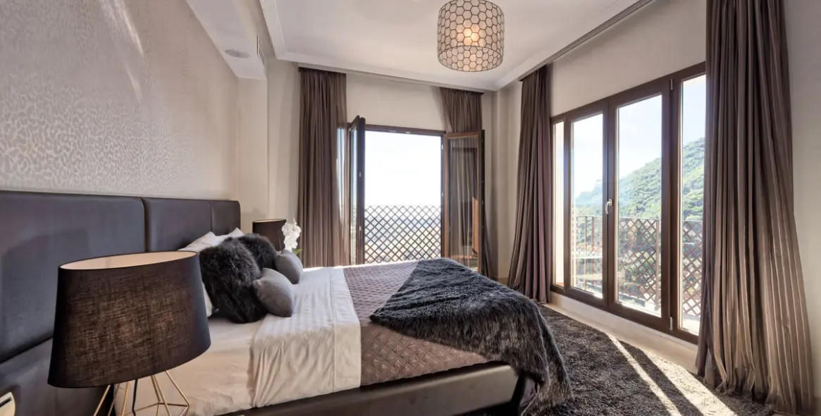 Venta de villa independiente en Benahavís 24