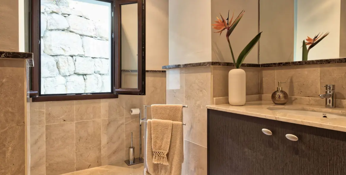 Venta de villa independiente en Benahavís 26