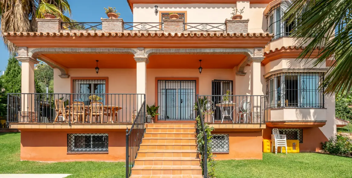 Продажа  отдельно стоящей виллы в Marbella 2