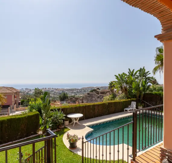 Продажа  отдельно стоящей виллы в Marbella