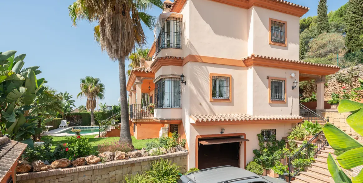 Продажа  отдельно стоящей виллы в Marbella 16