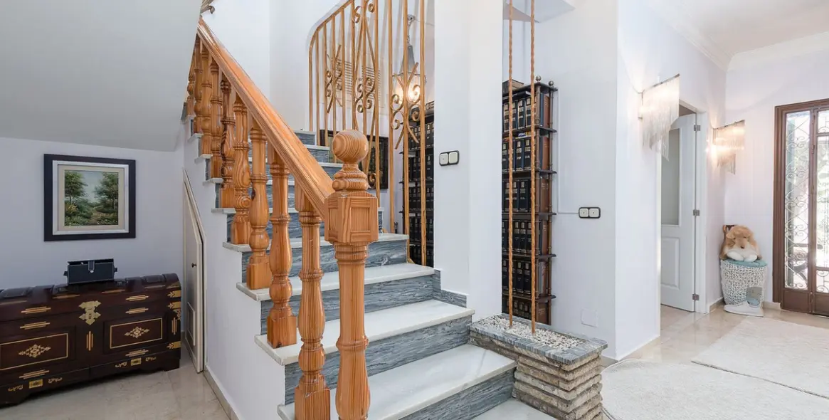 Продажа  отдельно стоящей виллы в Marbella 11