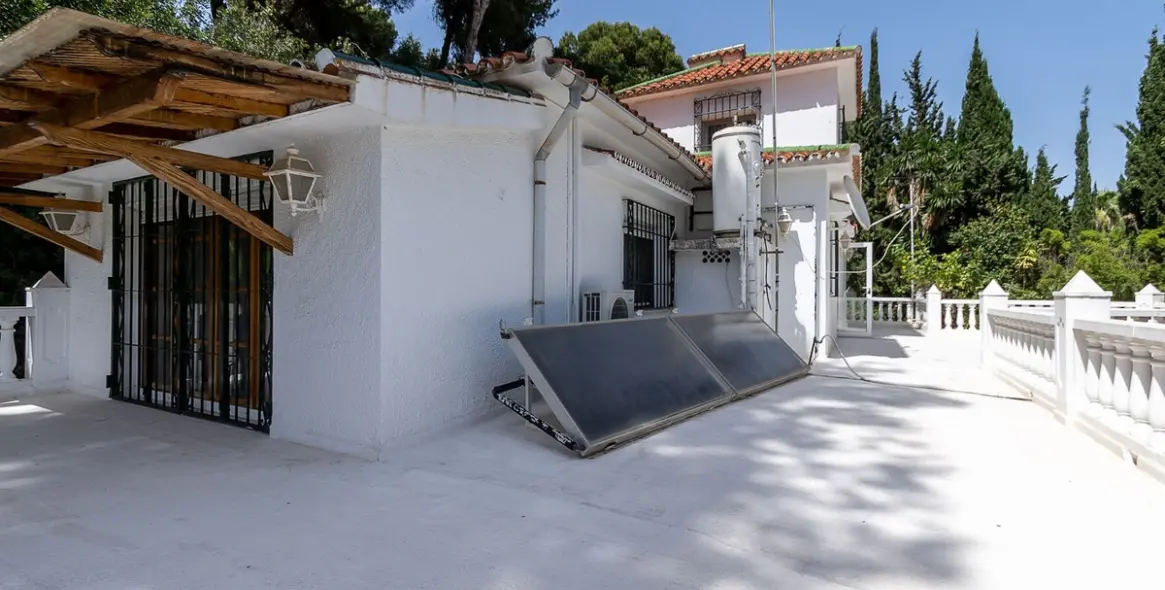 Продажа  отдельно стоящей виллы в Marbella 26