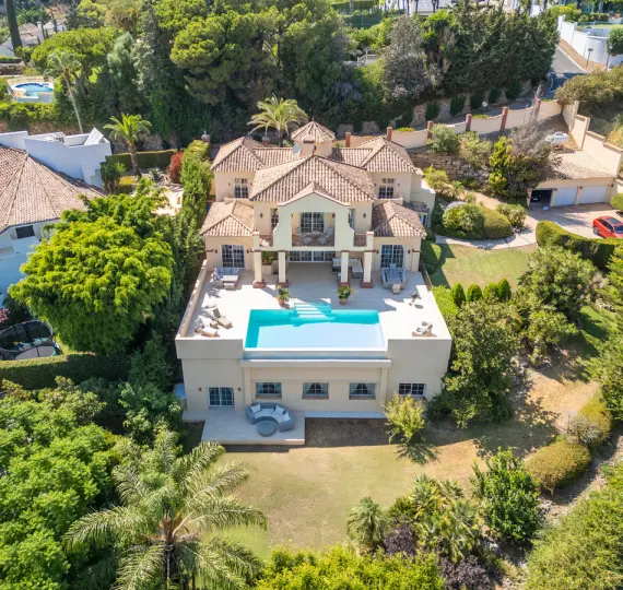 Villa independiente R5132662