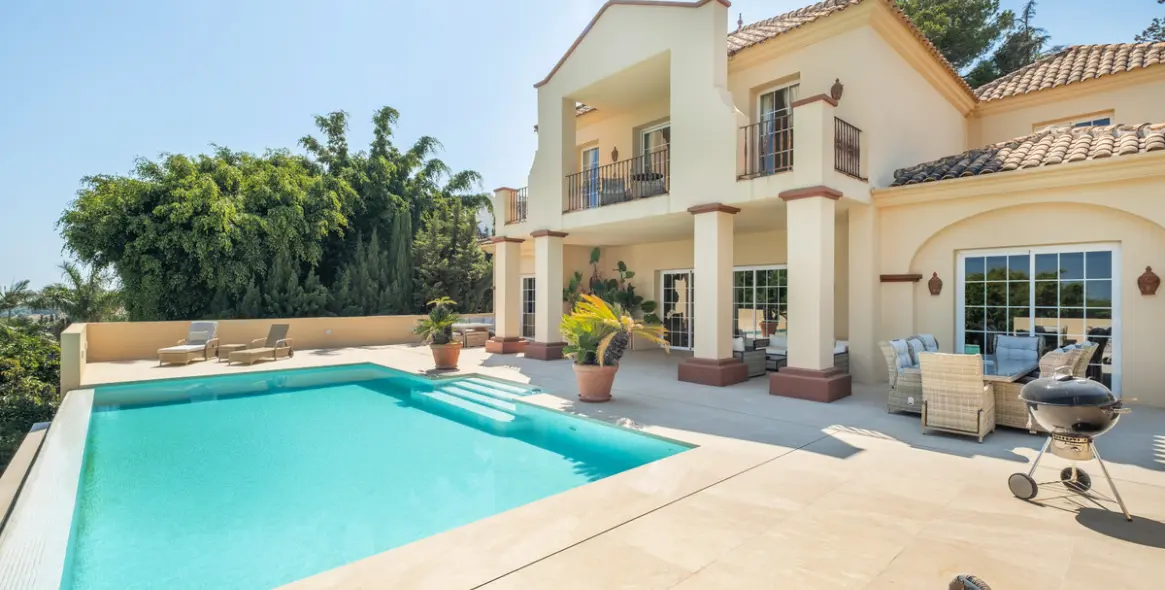 Venta de villa independiente en Benahavís 19