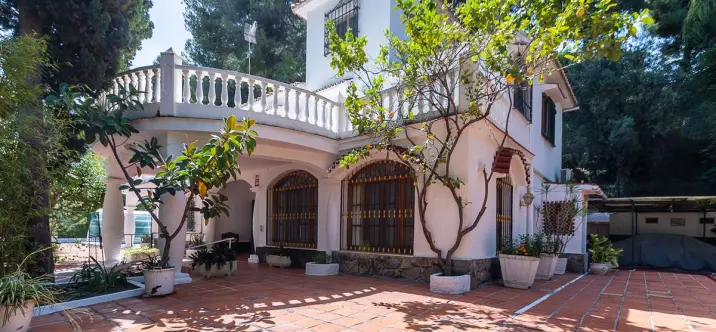 Продажа  отдельно стоящей виллы в Marbella 1