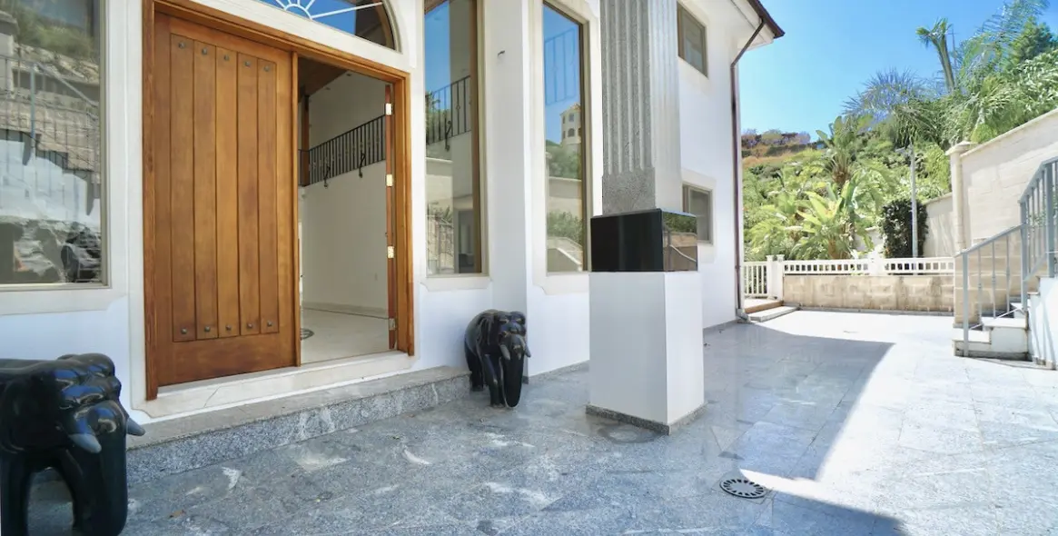 Venta de villa independiente en Benahavís (distrito Benahavís) 3