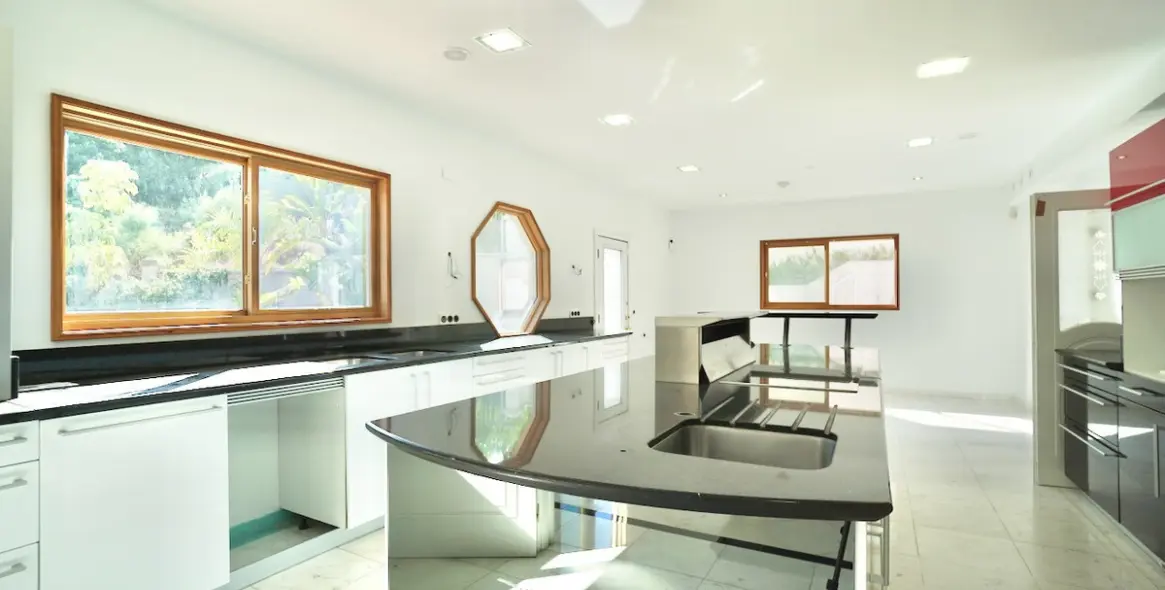 Venta de villa independiente en Benahavís 16