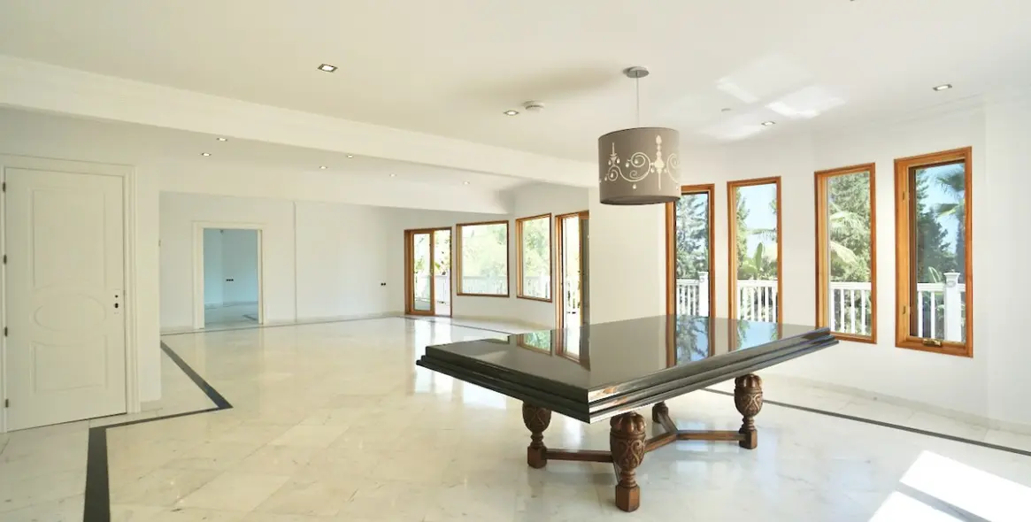 Sale of detached villa in Benahavís 21