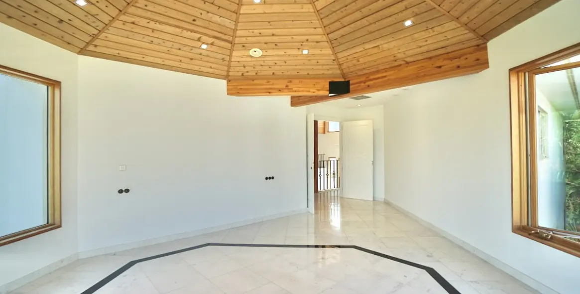 Sale of detached villa in Benahavís 27