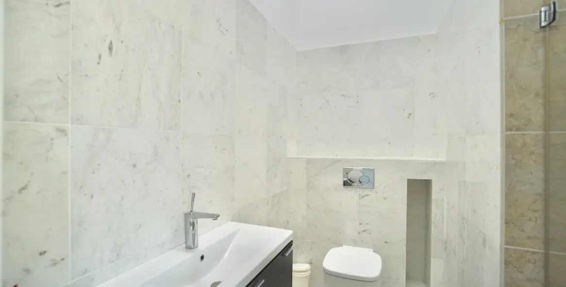 Sale of detached villa in Benahavís 41