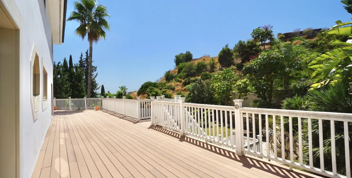 Sale of detached villa in Benahavís 45