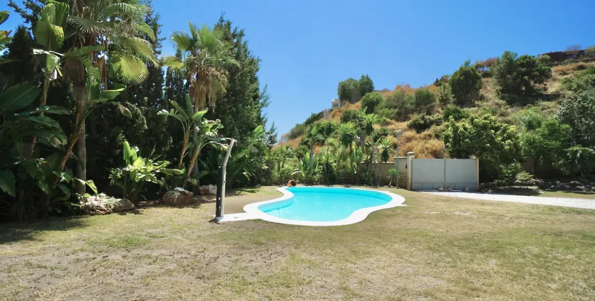 Sale of detached villa in Benahavís 50