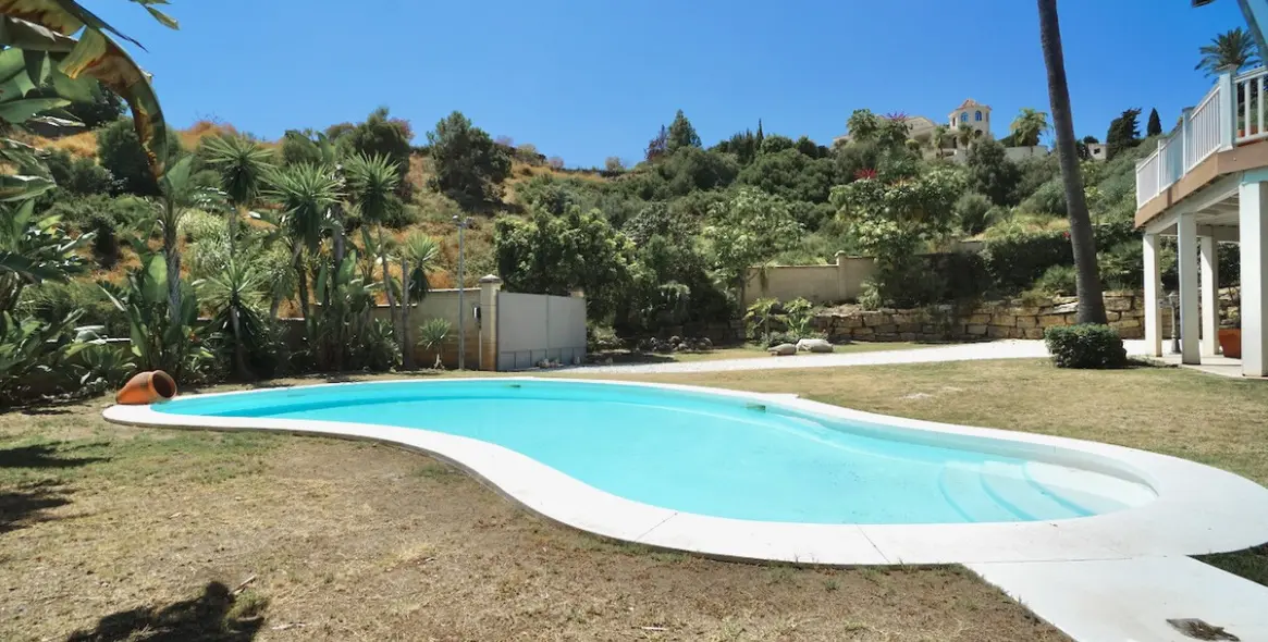 Sale of detached villa in Benahavís 58