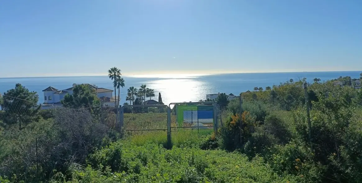 Продажа  жилого участка в Manilva (район Manilva) 4