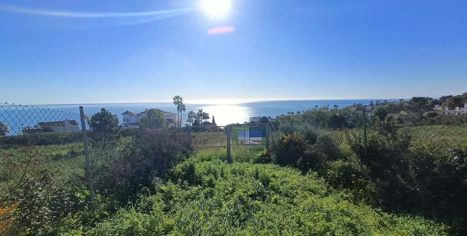 Sale of residential plot in Manilva 1