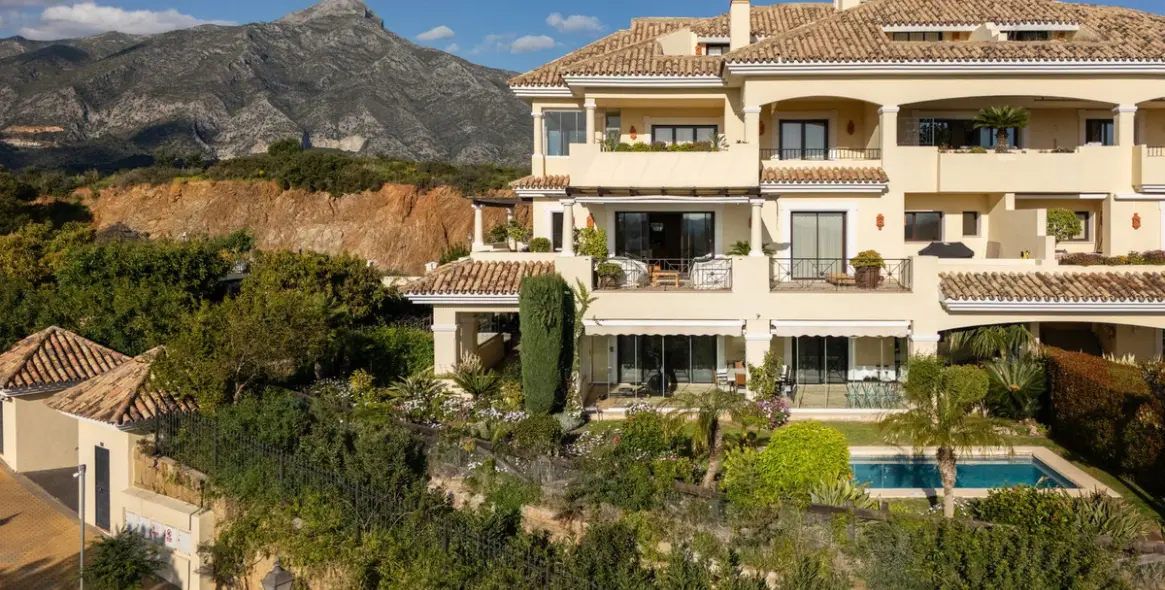 Venta de apartamento en planta baja en Nueva Andalucía (distrito Nueva Andalucía) 1