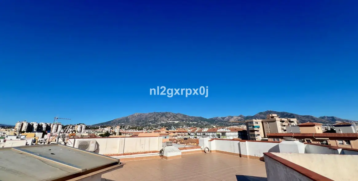 Sale of apartment complex in Las Lagunas 1