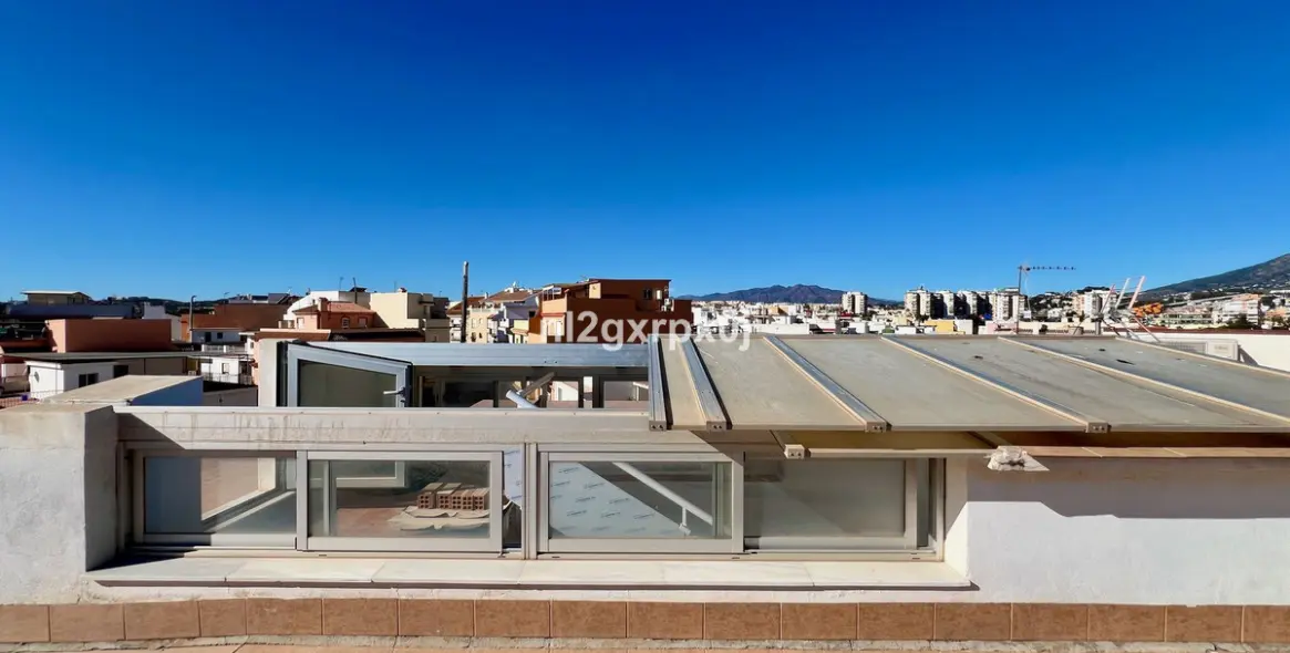 Sale of apartment complex in Las Lagunas 2