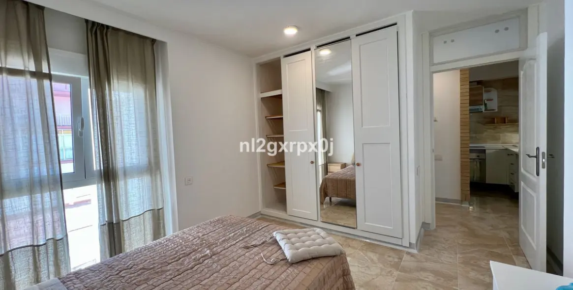 Sale of apartment complex in Las Lagunas 11