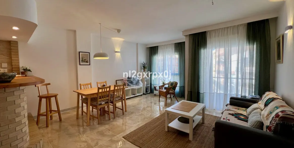 Sale of apartment complex in Las Lagunas 16