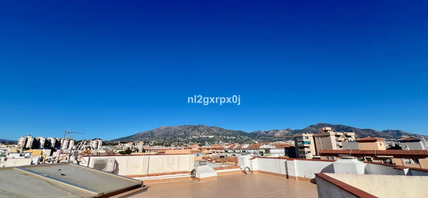 Sale of apartment complex in Las Lagunas 0