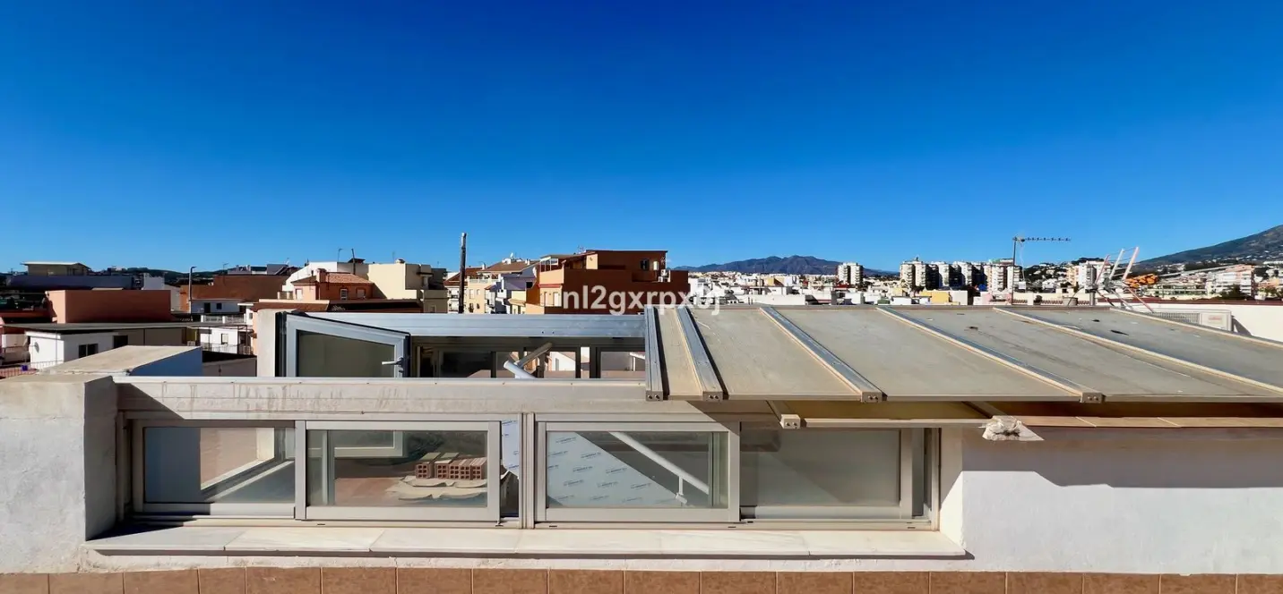 Sale of apartment complex in Las Lagunas 1