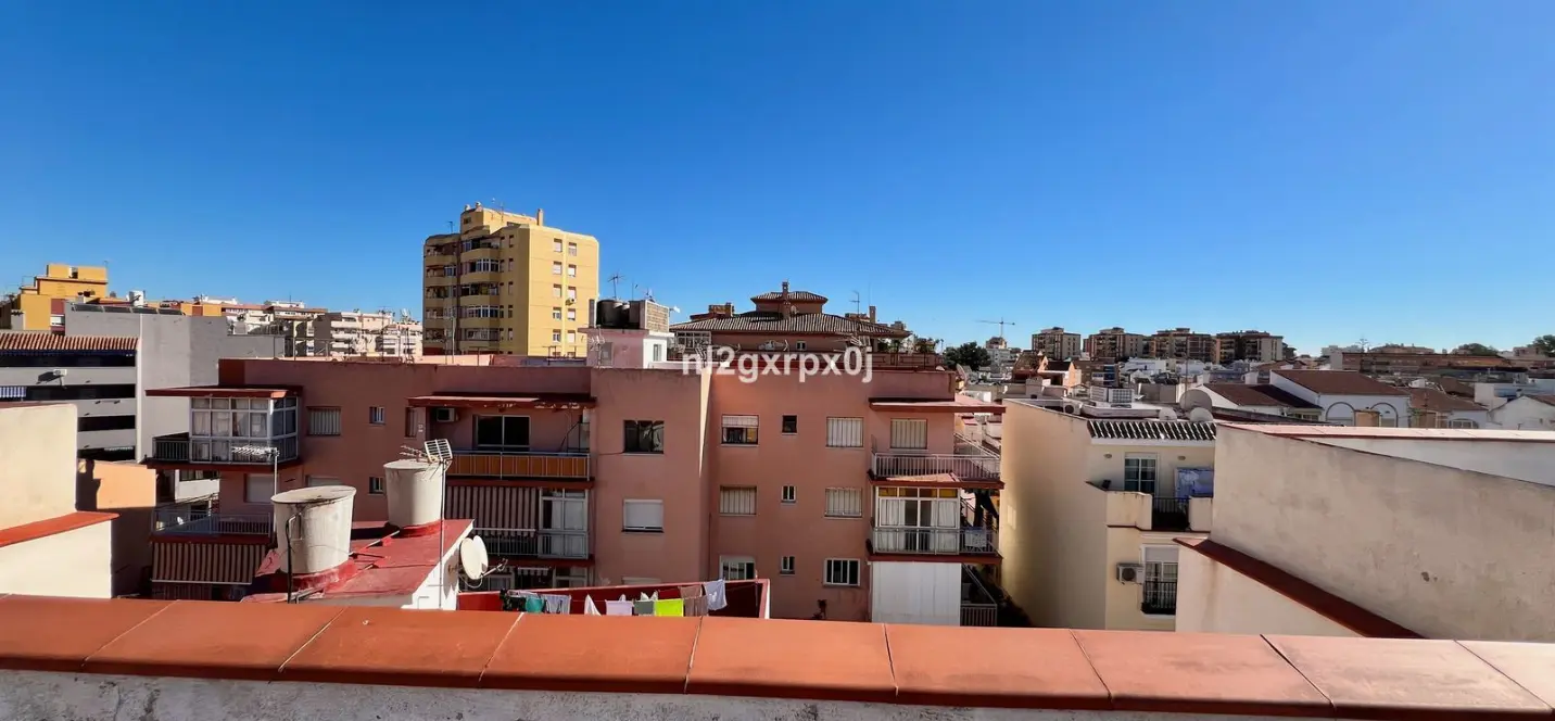 Sale of apartment complex in Las Lagunas 2