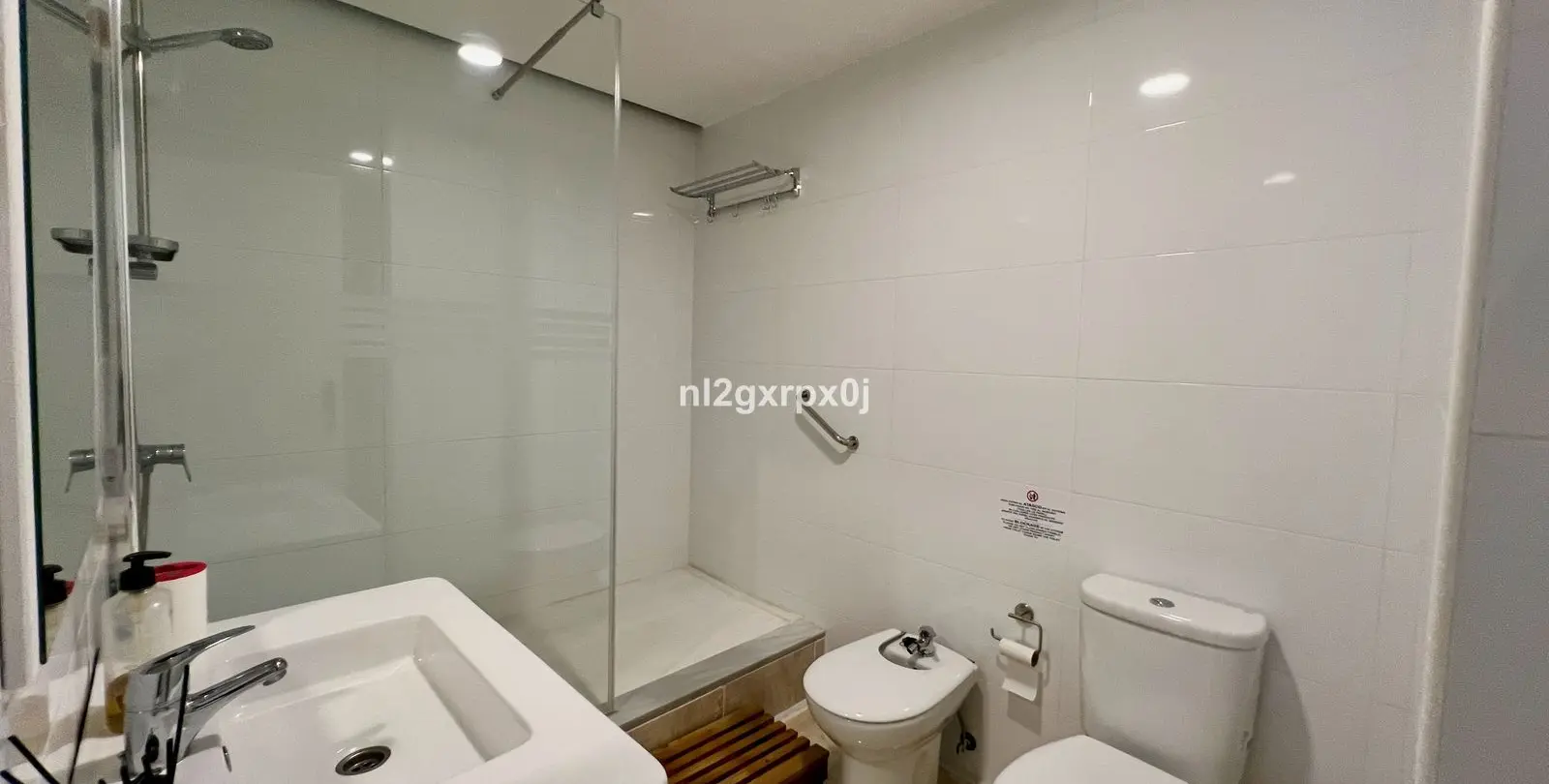 Продажа апартаментного комплекса в Las Lagunas 12