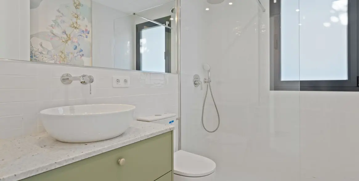 Продажа  отдельно стоящей виллы в Elviria 25