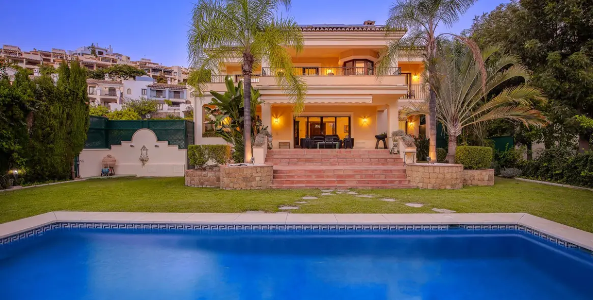 Sale of detached villa in Benahavís (district Los Arqueros) 3