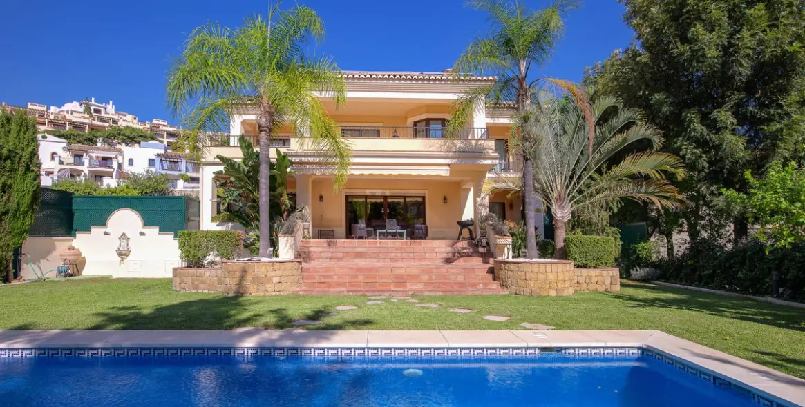 Sale of detached villa in Benahavís (district Los Arqueros) 6