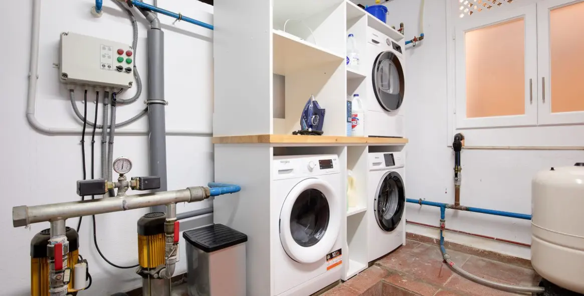 Продажа  отдельно стоящей виллы в Los Arqueros 40