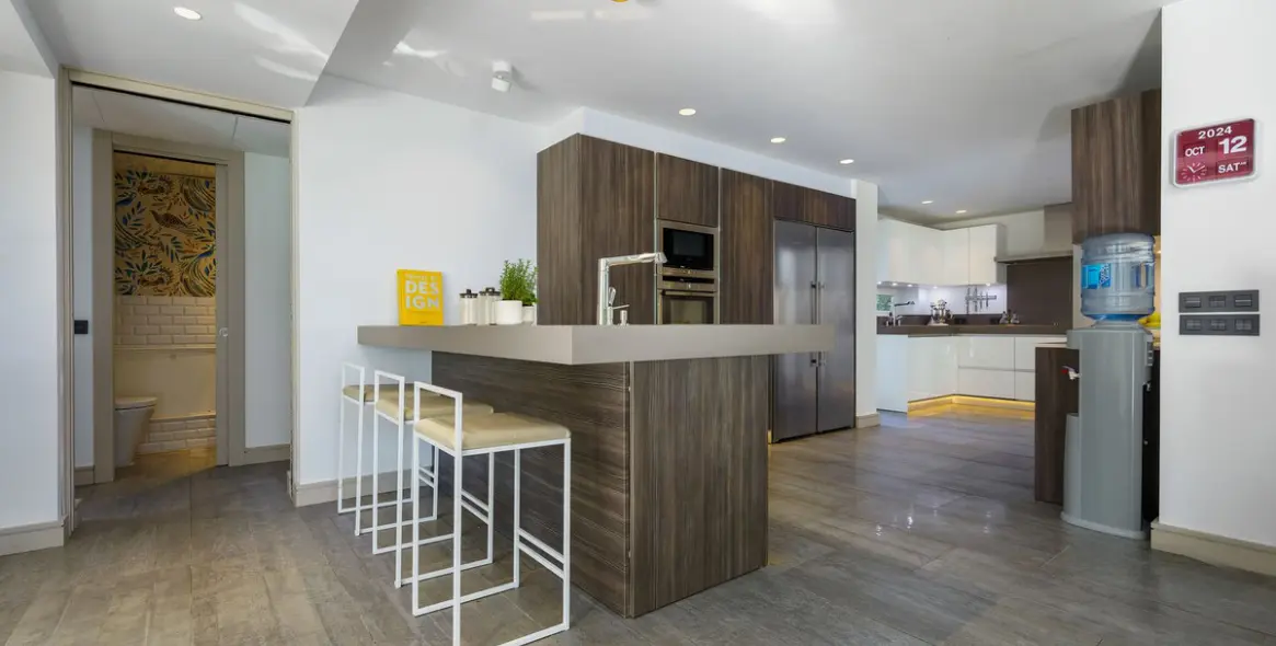 Venta de villa independiente en Nueva Andalucía 8